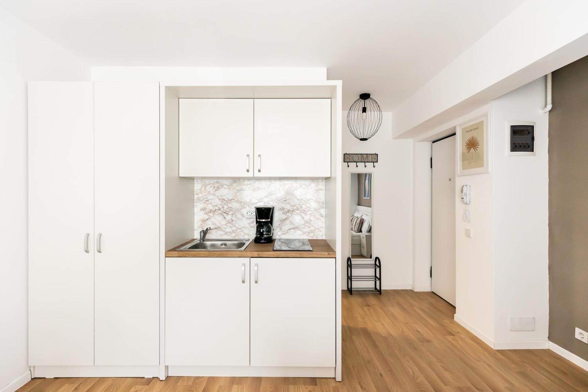Simplicity Apartments Bucarest Esterno foto